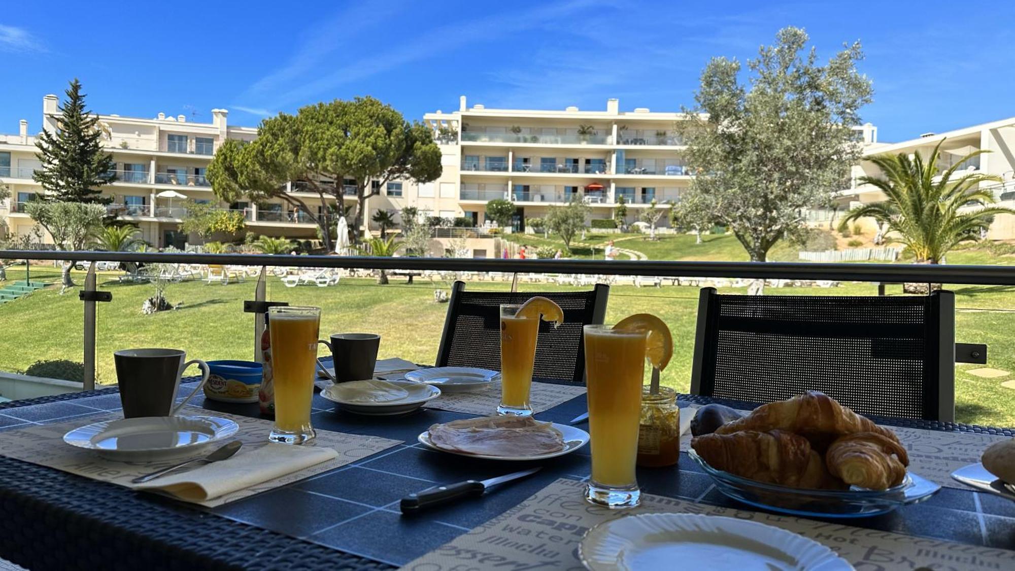 Charmant Appartement A 1Km De La Plage, Avec Piscine A Albufeira Dış mekan fotoğraf