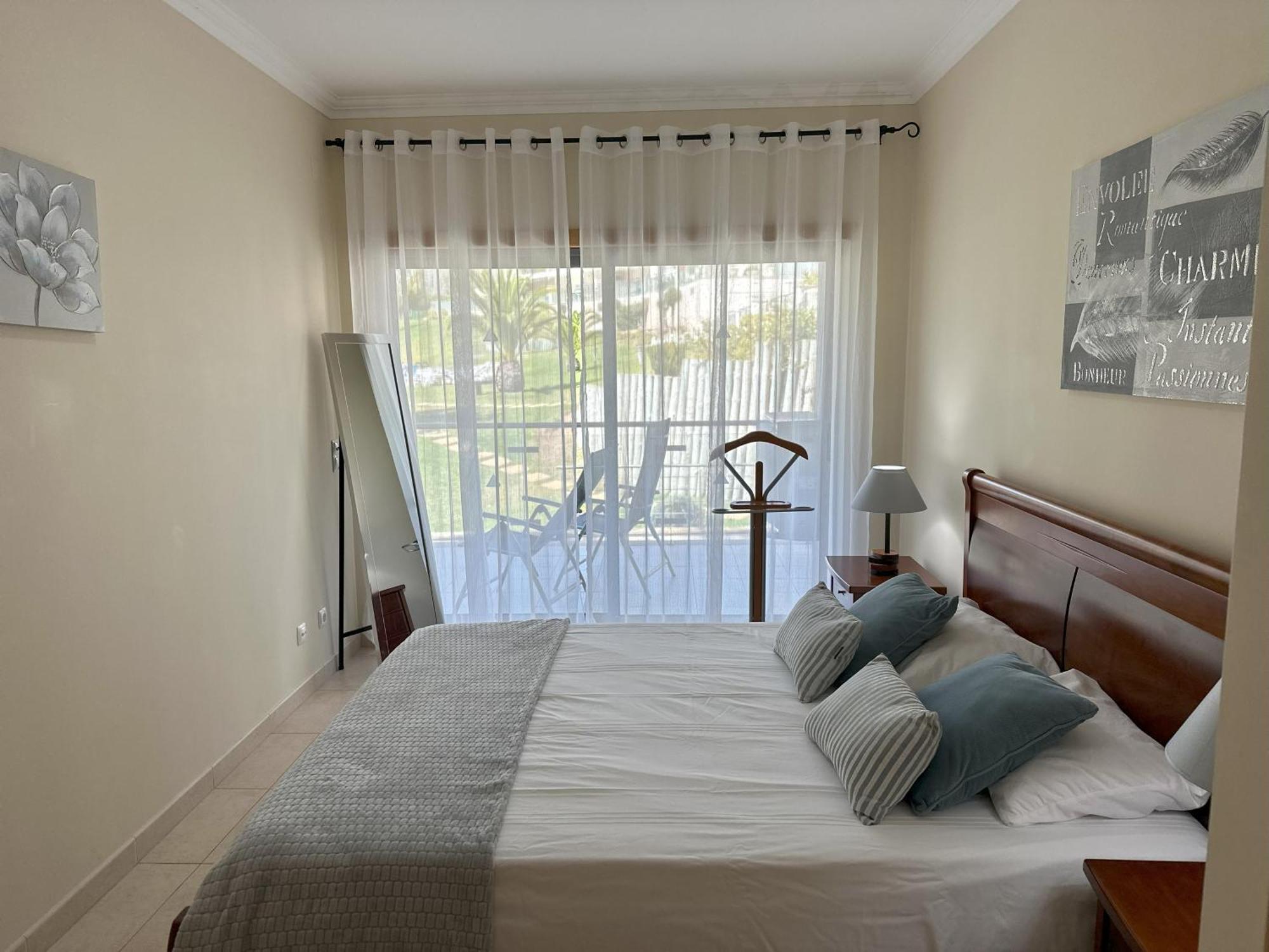 Charmant Appartement A 1Km De La Plage, Avec Piscine A Albufeira Dış mekan fotoğraf